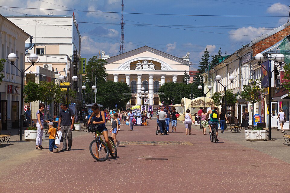 Театральная улица