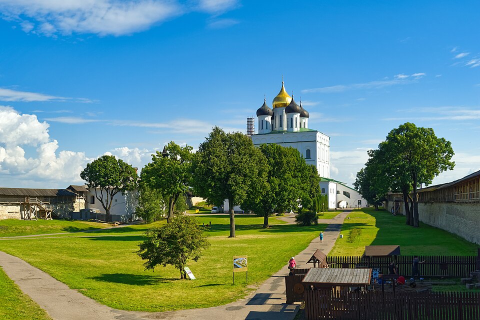 Троицкий собор в Псковском Кроме