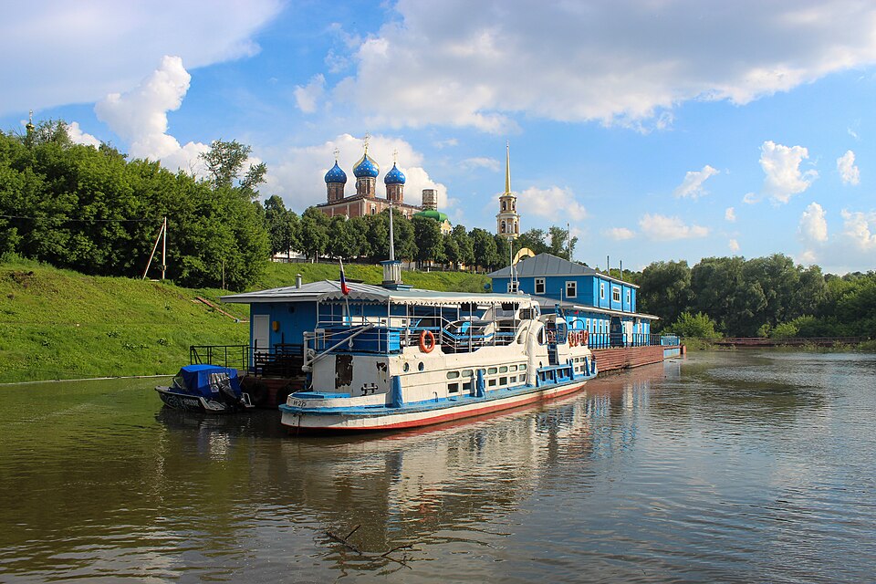 Река Трубеж у Рязанского кремля